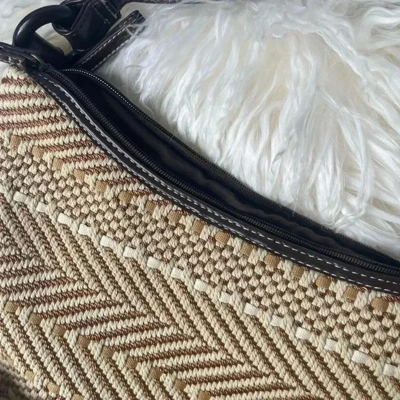 Croft & barrow beige and brown purse - Picture 12 of 16